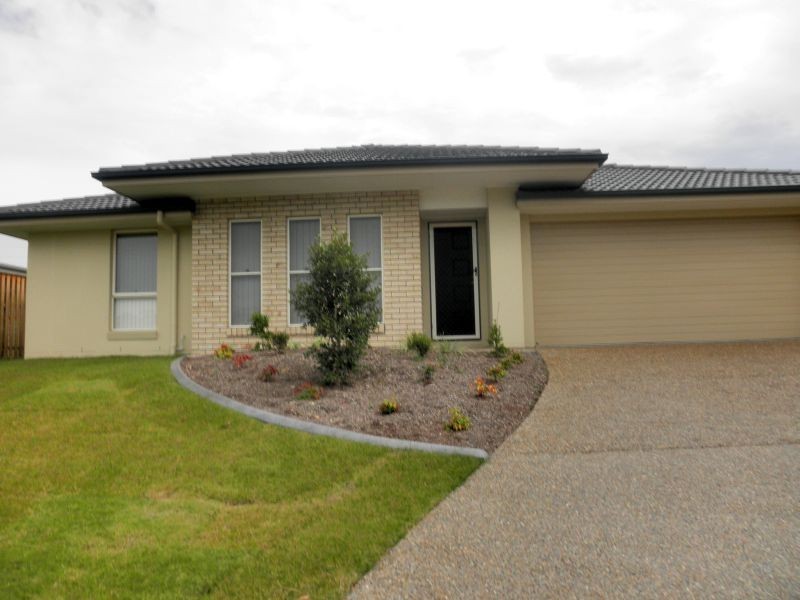 2 Bellagio Cres, Coomera QLD 4209