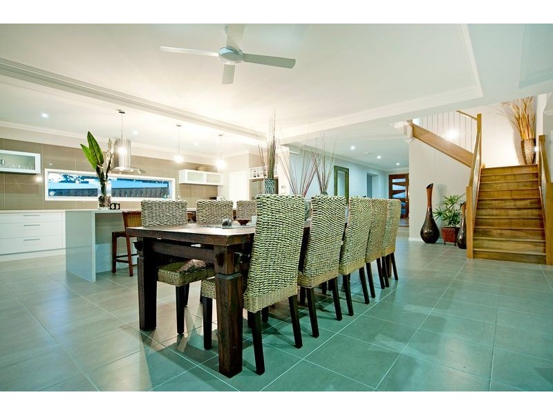 5 Ruthean Cct, Coomera QLD 4209