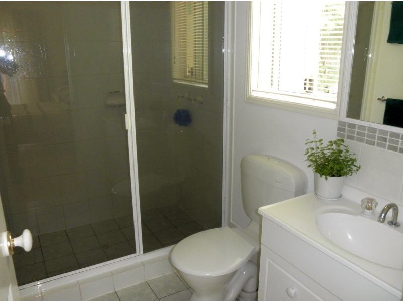 18 Axis Close, Upper Coomera QLD 4209