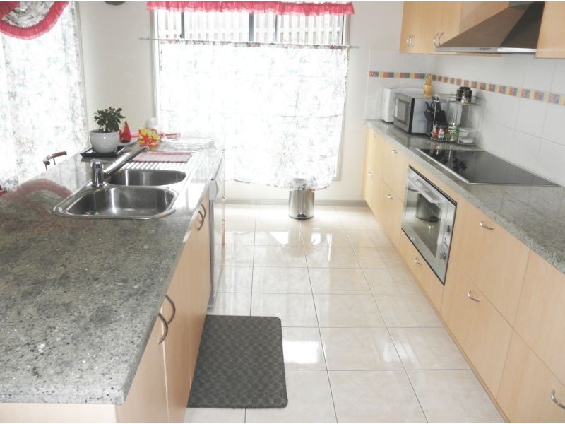 7 Glasswing Dr, Upper Coomera QLD 4209