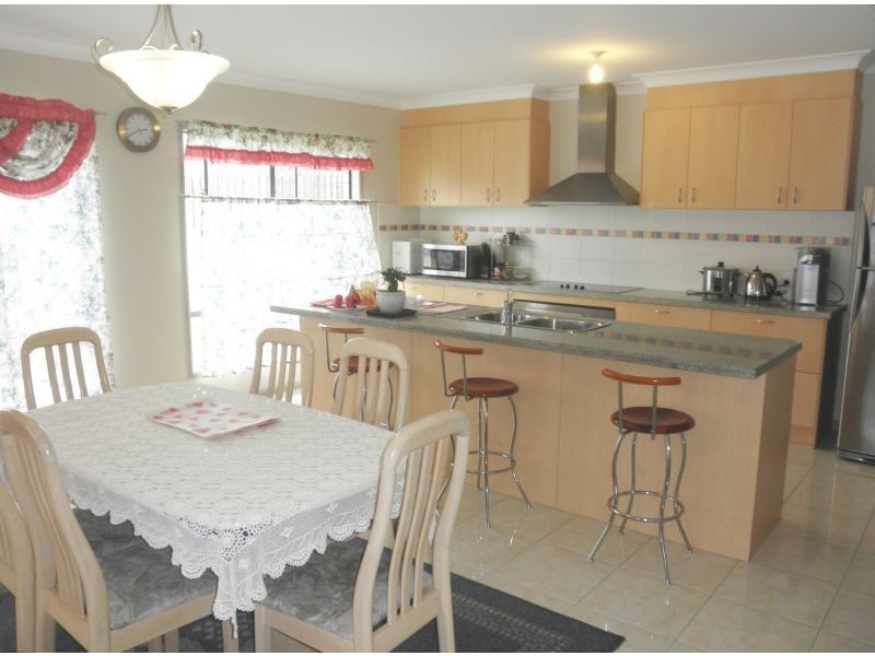 7 Glasswing Dr, Upper Coomera QLD 4209