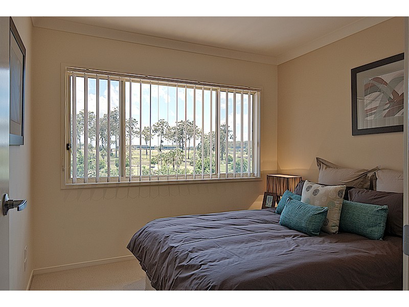 19 Bishopwood Crt, Upper Coomera QLD 4209