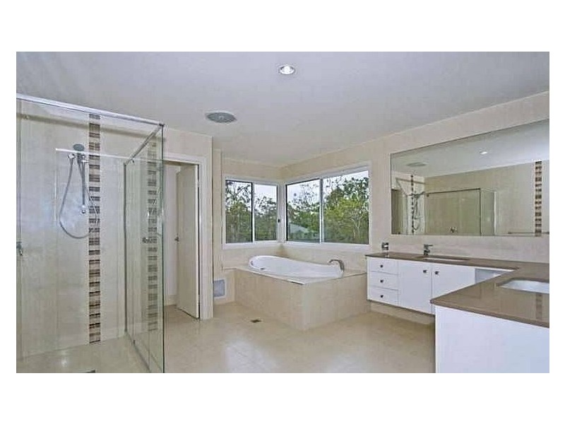 11 Katinka Cct, Coomera QLD 4209