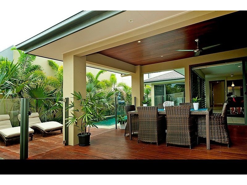 2840 Wylarah Way, Hope Island QLD 4212