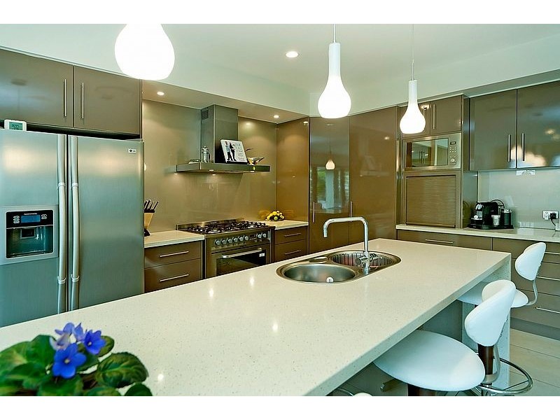 2840 Wylarah Way, Hope Island QLD 4212