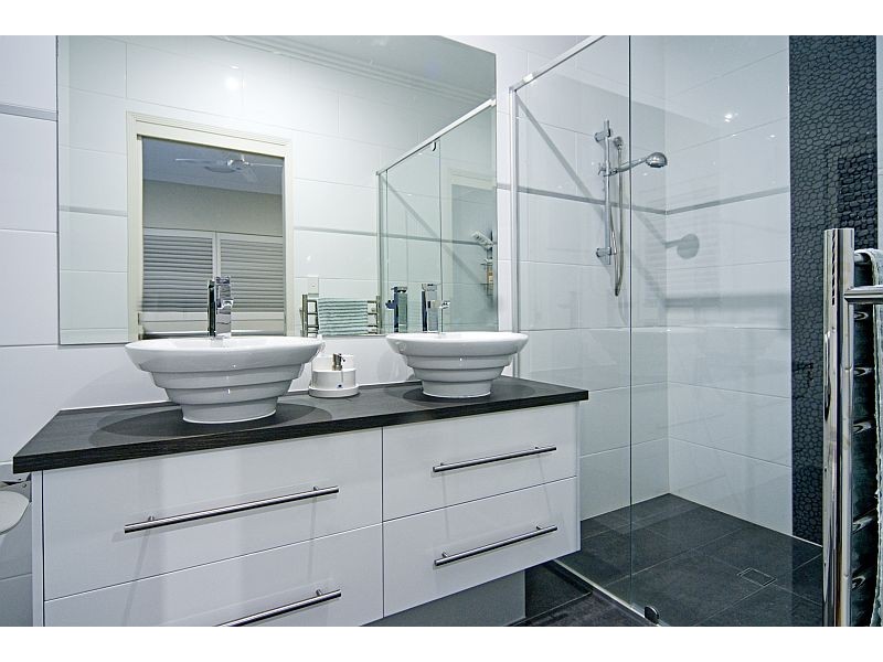 5 Slipstream Road, Coomera QLD 4209