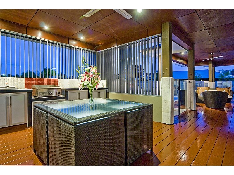 5 Slipstream Road, Coomera QLD 4209