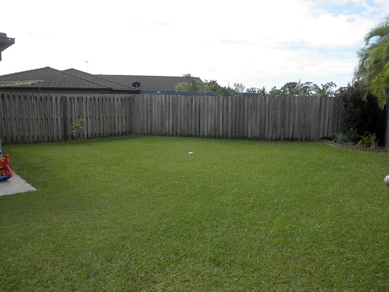 5 Nilkare Crt, Upper Coomera QLD 4209