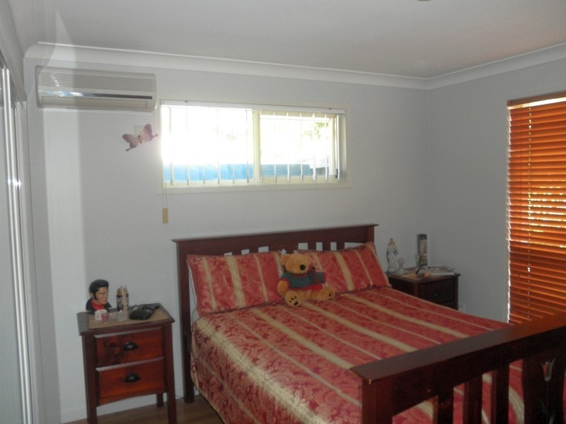 16 Trade Winds Dr, Helensvale QLD 4212