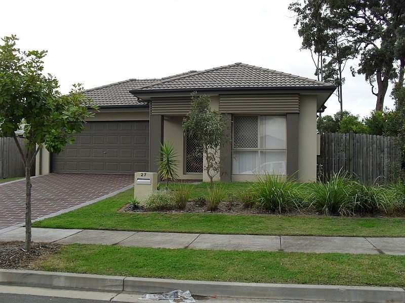 27 Moonie St, Coomera QLD 4209