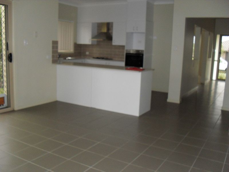 27 Moonie St, Coomera QLD 4209