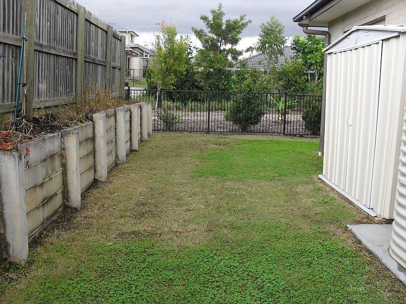 27 Moonie St, Coomera QLD 4209
