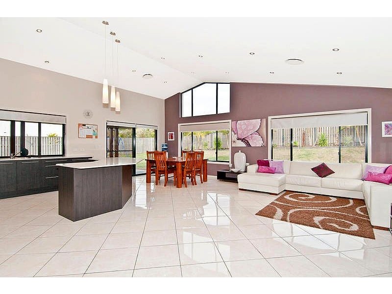 12 Zeus Cct, Coomera QLD 4209