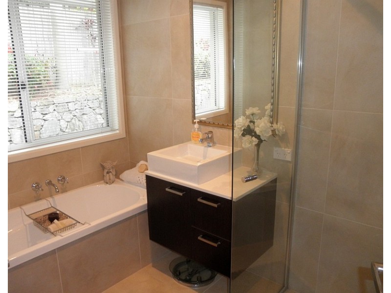 1 Macklin Crt, Upper Coomera QLD 4209