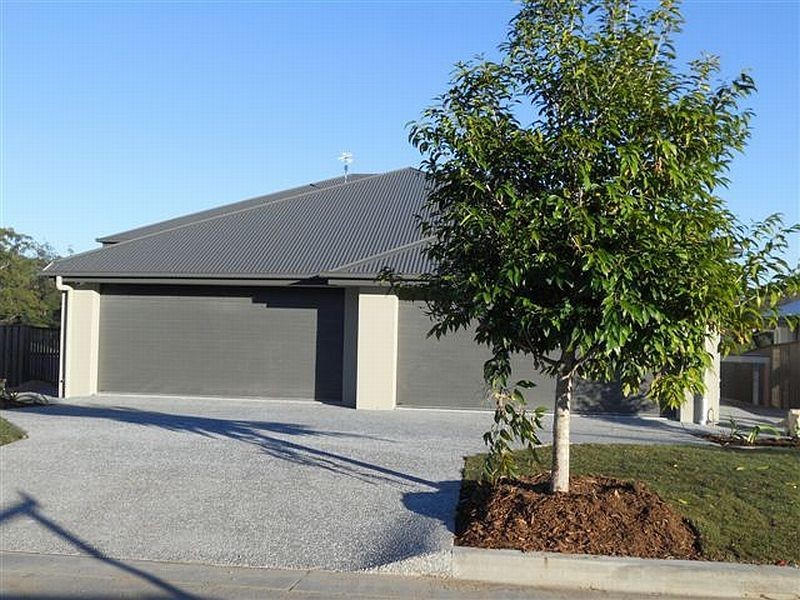 2/10 Kaplan Street, Oxenford QLD 4210