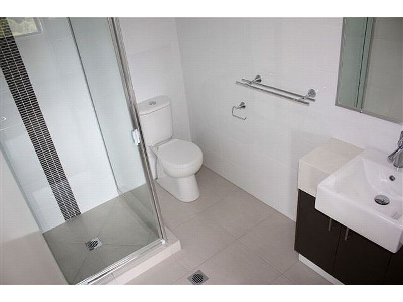 2/10 Kaplan Street, Oxenford QLD 4210