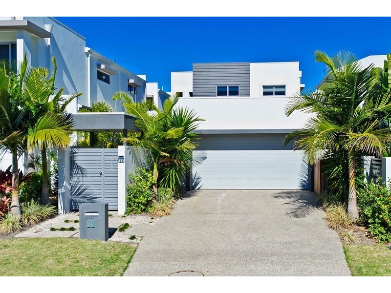 28 Quayside Drive, Helensvale QLD 4212