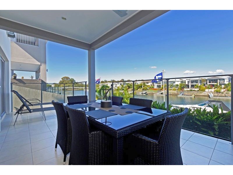 28 Quayside Drive, Helensvale QLD 4212