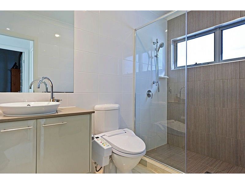 28 Quayside Drive, Helensvale QLD 4212