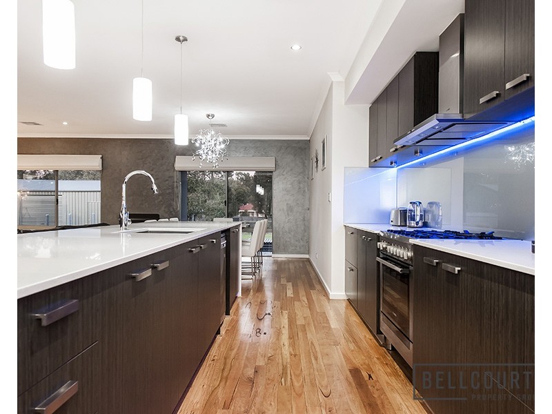 7 BENBECULA CIRCLE, Bedfordale WA 6112