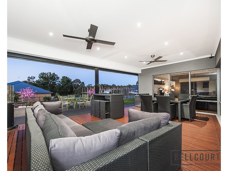 7 BENBECULA CIRCLE, Bedfordale WA 6112