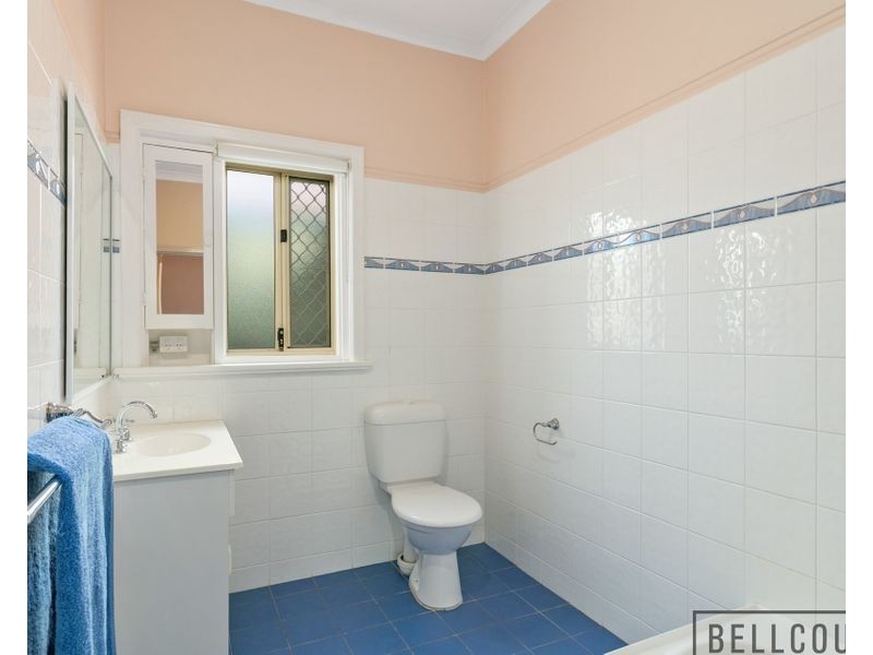 81 Sexton Road, Inglewood WA 6052