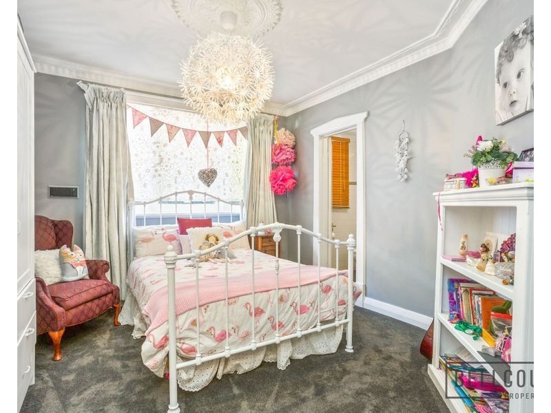 119 Clifton Crescent, Inglewood WA 6052