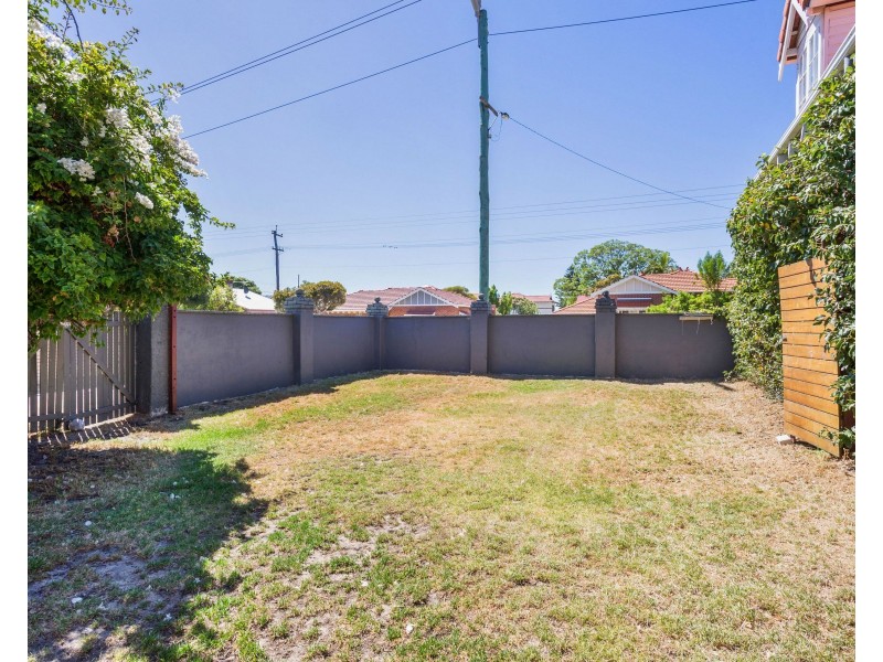 119 Clifton Crescent, Inglewood WA 6052