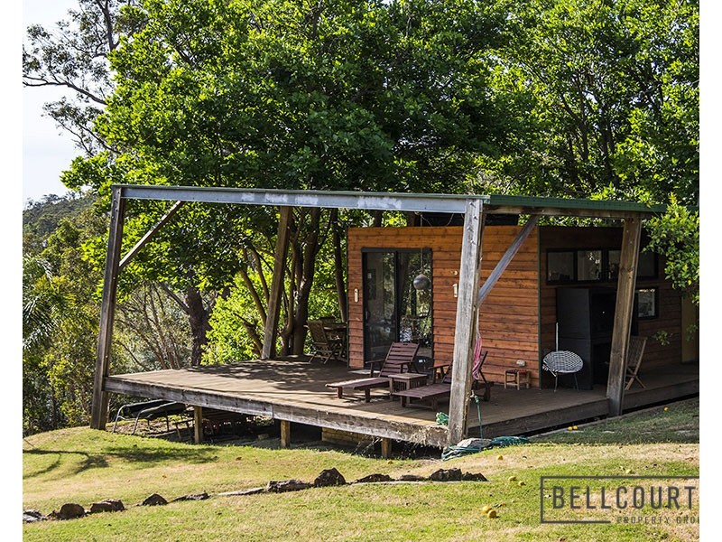 6 Butcher Road, Roleystone WA 6111