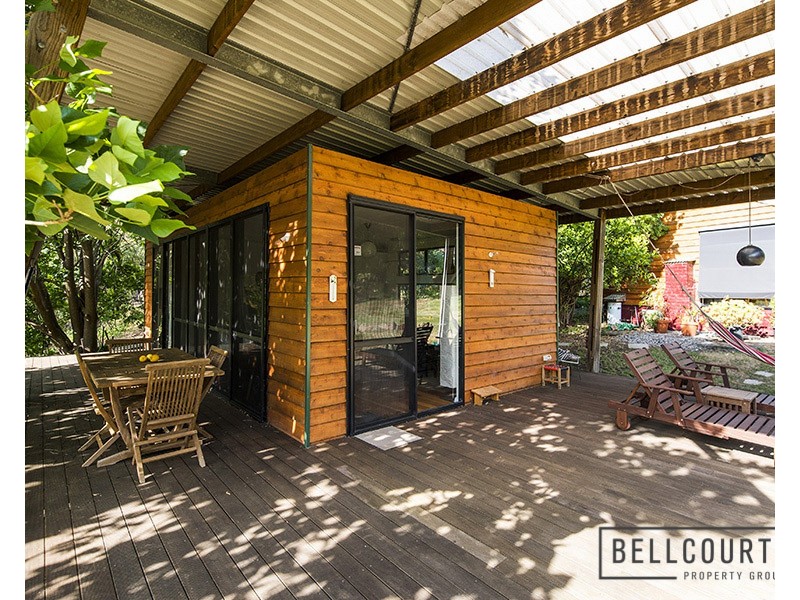 6 Butcher Road, Roleystone WA 6111