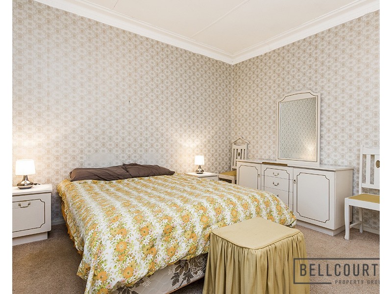 6 Butcher Road, Roleystone WA 6111