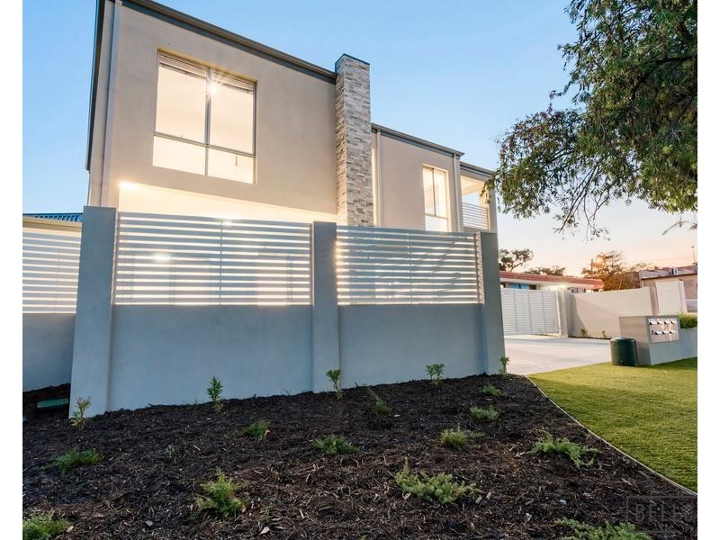 1/25 Cemy Place, Kewdale WA 6105