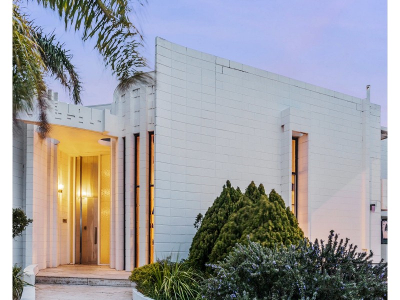 7 Dorking Road, City Beach WA 6015