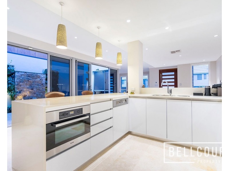 6 Lacebark Road, Churchlands WA 6018