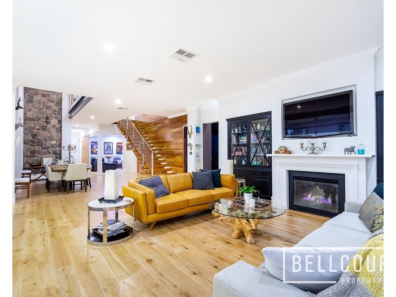 6 Honeypot Way, Churchlands WA 6018