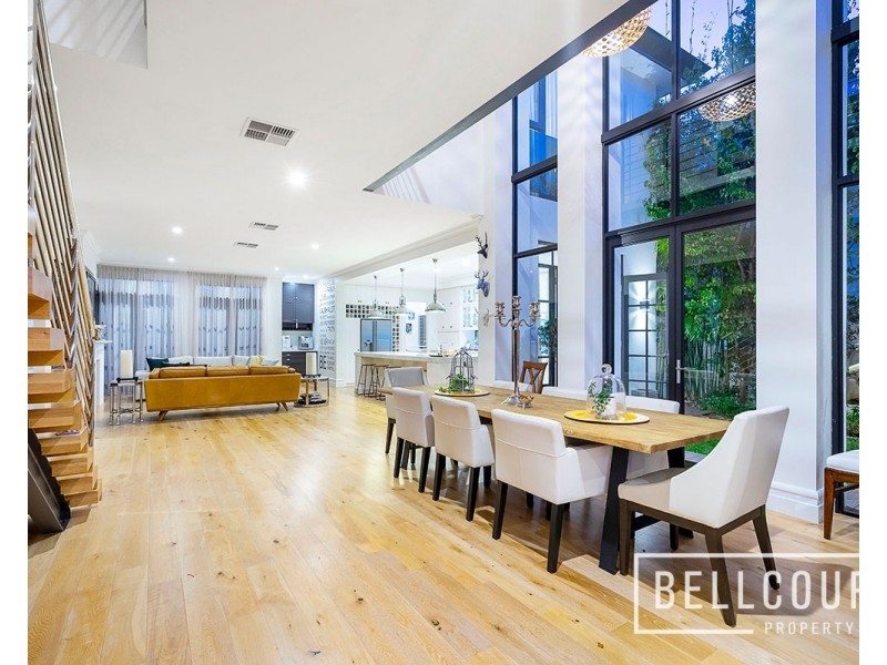 6 Honeypot Way, Churchlands WA 6018