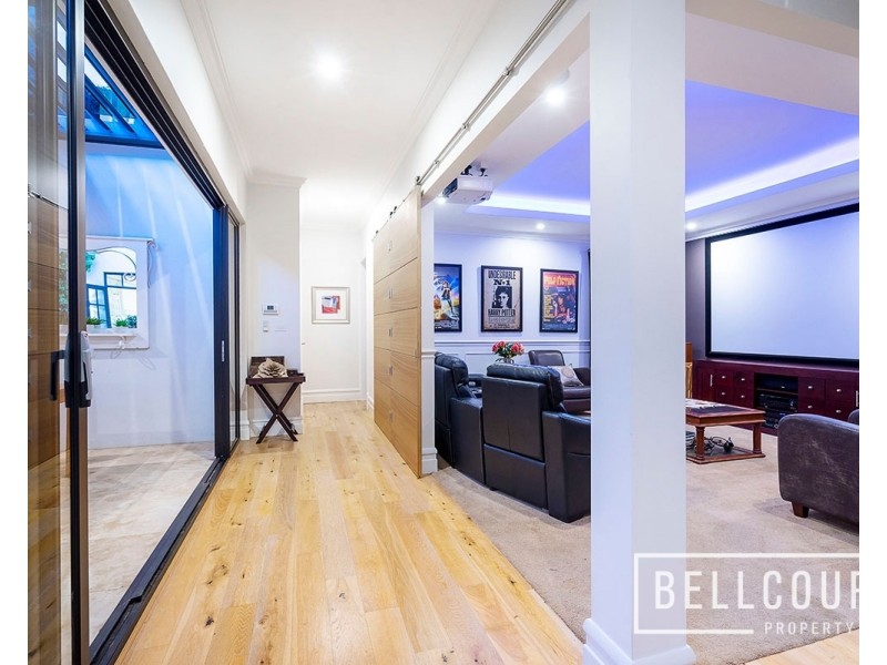 6 Honeypot Way, Churchlands WA 6018