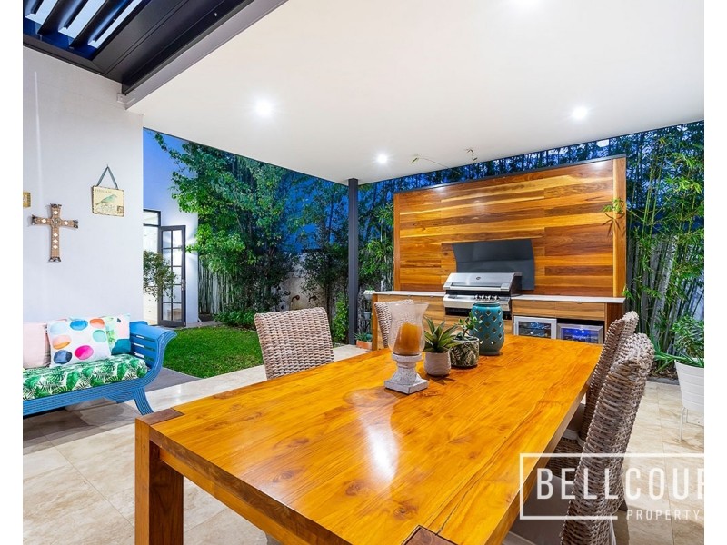 6 Honeypot Way, Churchlands WA 6018