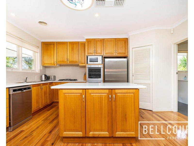 8 Shadbolt Street, Booragoon WA 6154