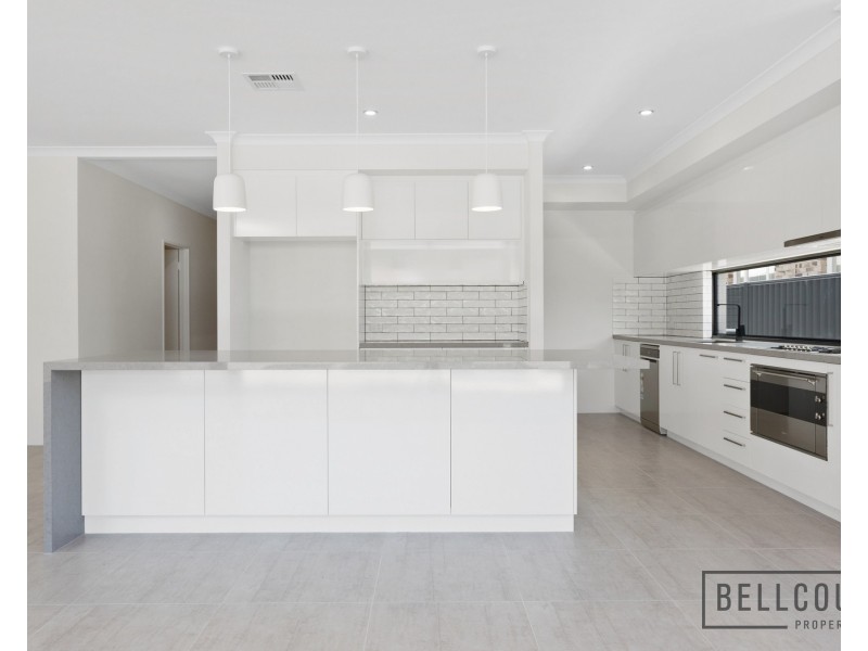 27 Simper Crescent, White Gum Valley WA 6162