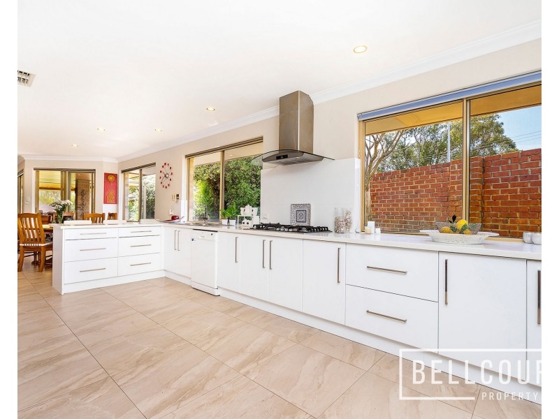 7 Park View Green, Churchlands WA 6018