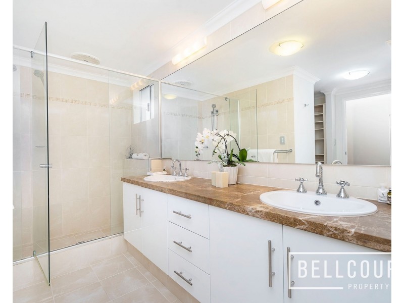 34 Appleberry Street, Churchlands WA 6018