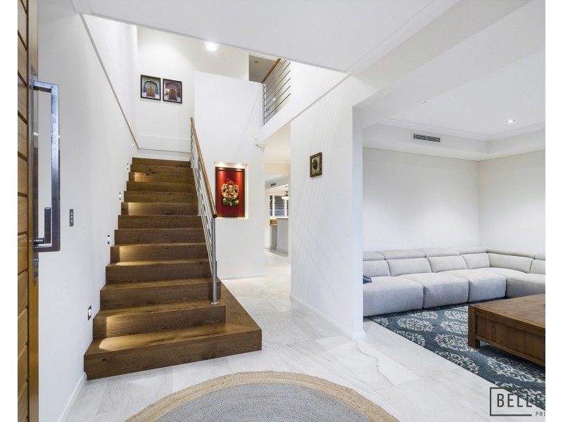 33 Dolomite Court, Churchlands WA 6018