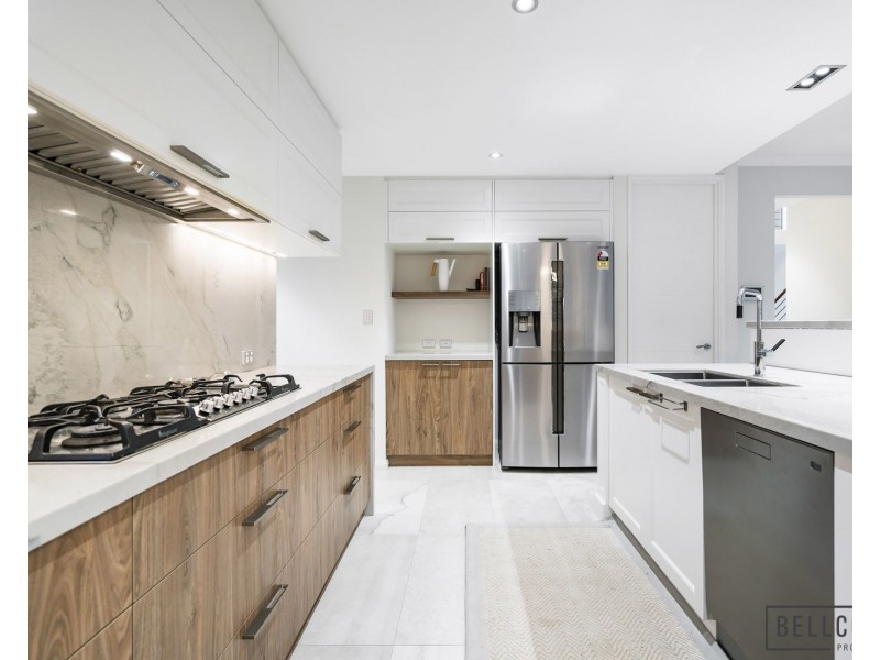 33 Dolomite Court, Churchlands WA 6018