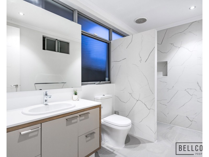 33 Dolomite Court, Churchlands WA 6018