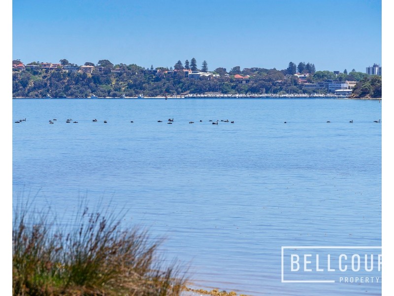 72 Burke Drive, Attadale WA 6156