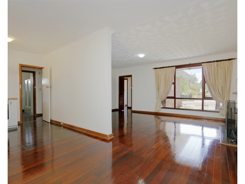 105 Odin Road, Innaloo WA 6018