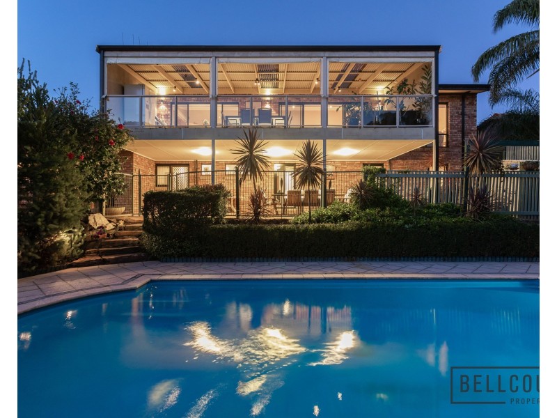 13 Trinnick Place, Booragoon WA 6154