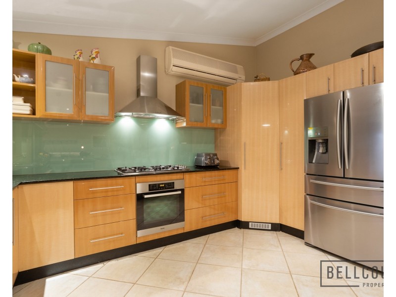 13 Trinnick Place, Booragoon WA 6154