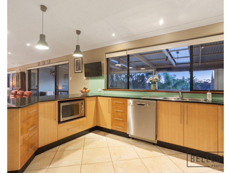 13 Trinnick Place, Booragoon WA 6154